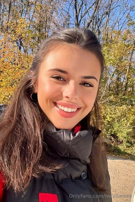 Roxyflamee star nudes photos