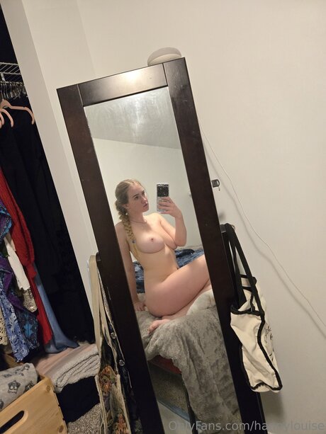 Hannylouise model xxx pic