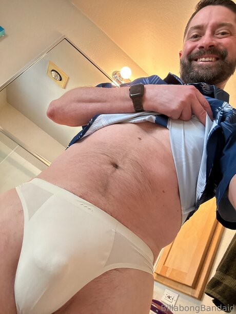 Billabongbandaid star naked img