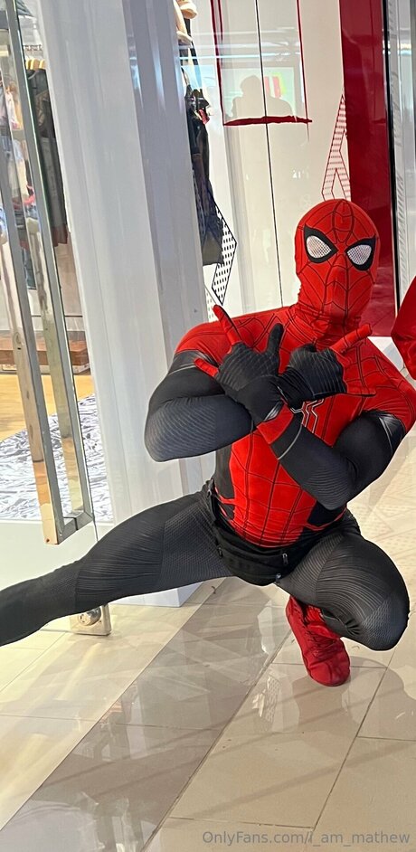 I Am Mathew nude model pic