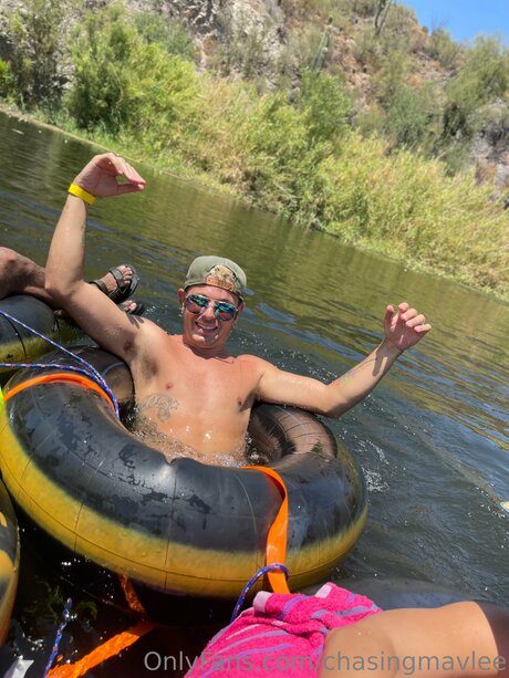 Chasingmavlee model beautiful photos