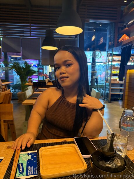 Lillymidget actress galleries