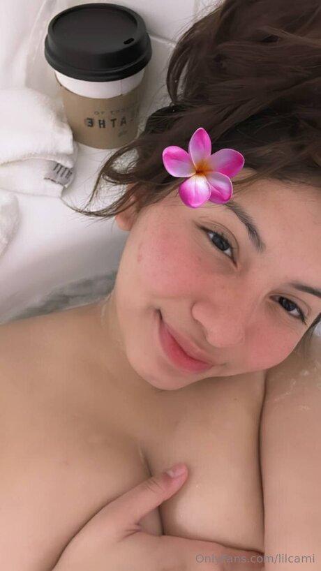 Lilcami star free pics