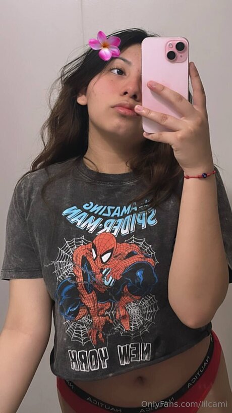 Lilcami pretty pornstar pic