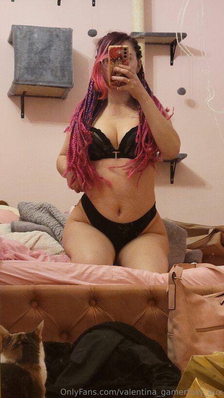 Valentina Gamerfoxy Aux naked star pictures