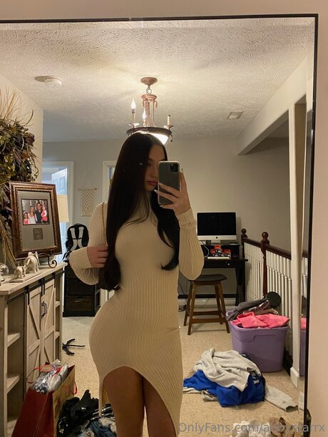 Abbystarrx perfect star img