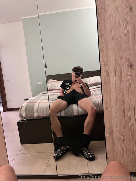 Xcost erotic model pic