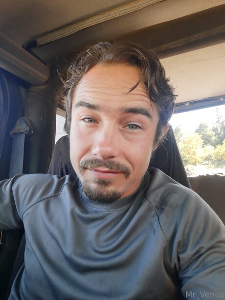 Mr Venus star exclusive photo