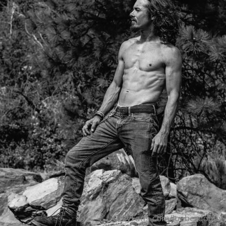 Mr Venus model nude picture