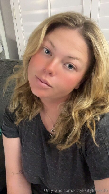 Kaitlyn9286 model hot picture