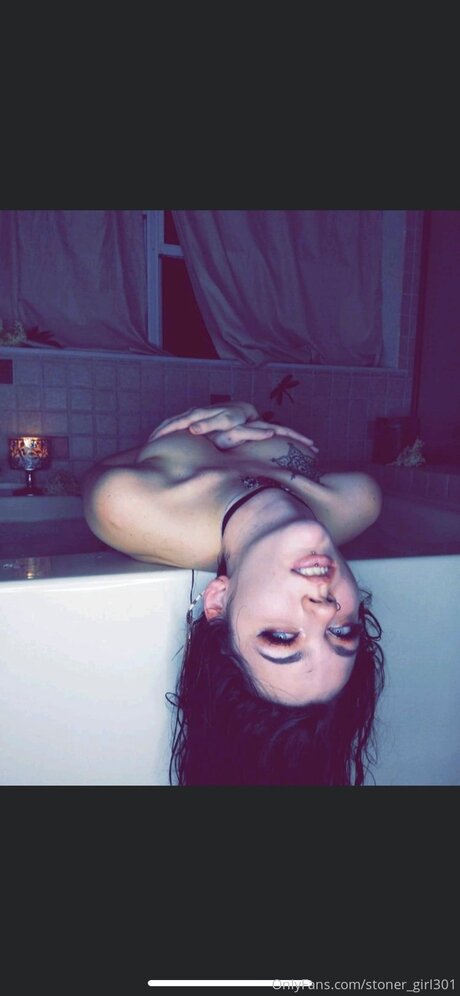 Stoner Girl301 pornstar nice galleries