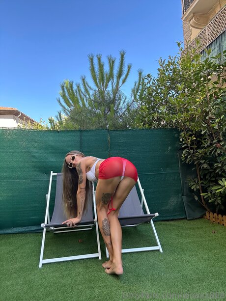 Ainaxx888 Profile pic