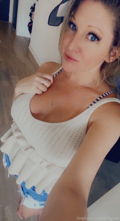 Kandigrant model xxx img