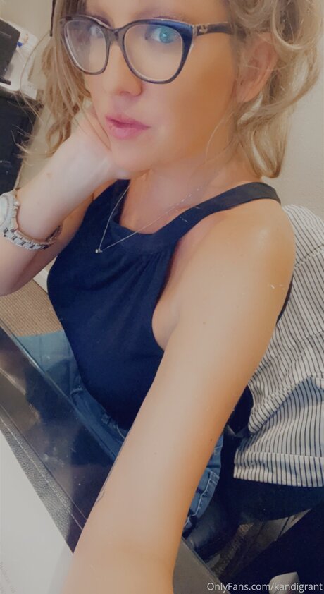 Kandigrant star photos