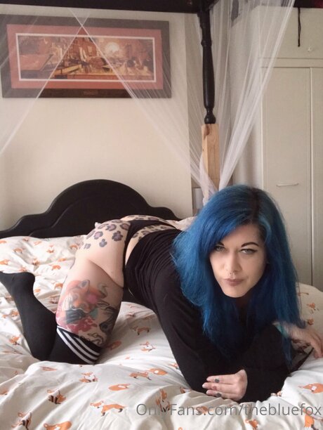 Thebluefox nudes star photos
