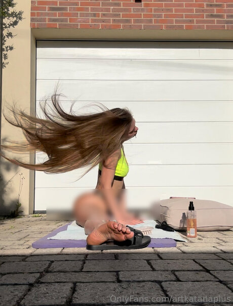 Artkatanaplus erotic model gallery