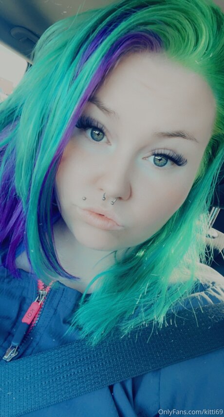 Kitti69 high quality model photo