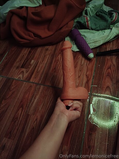 Lemonicefree erotic star gallery