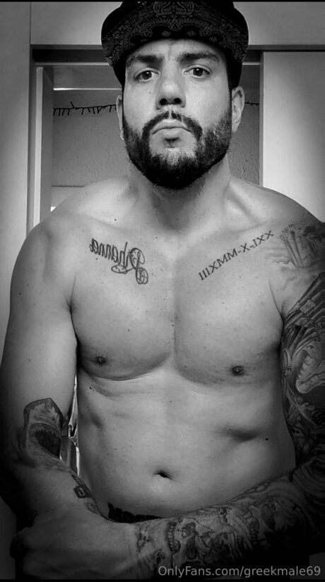 Greekmale69 xxx pornstar image
