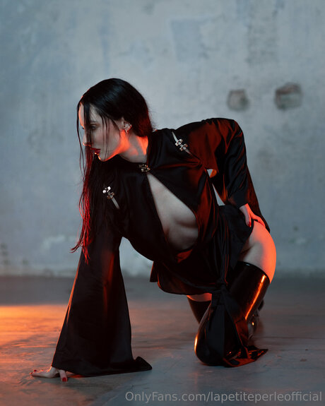 Lapetiteperleofficial sex actress pic