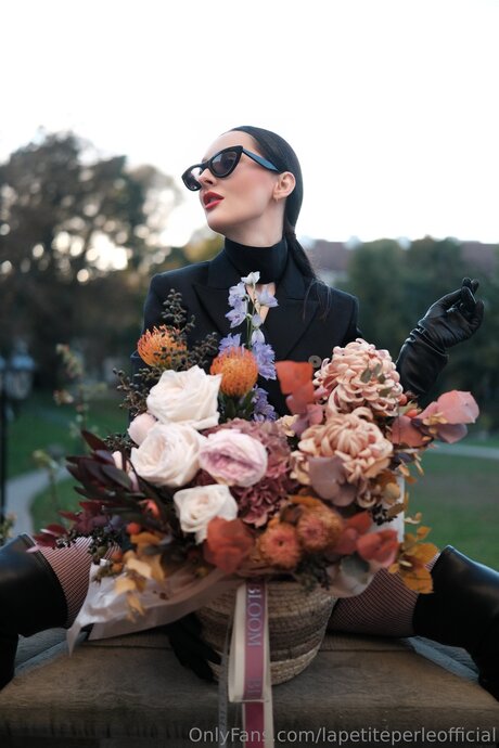 Lapetiteperleofficial high quality actress pics