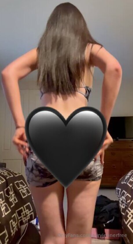 Avryjennerfree pornstar nice pic