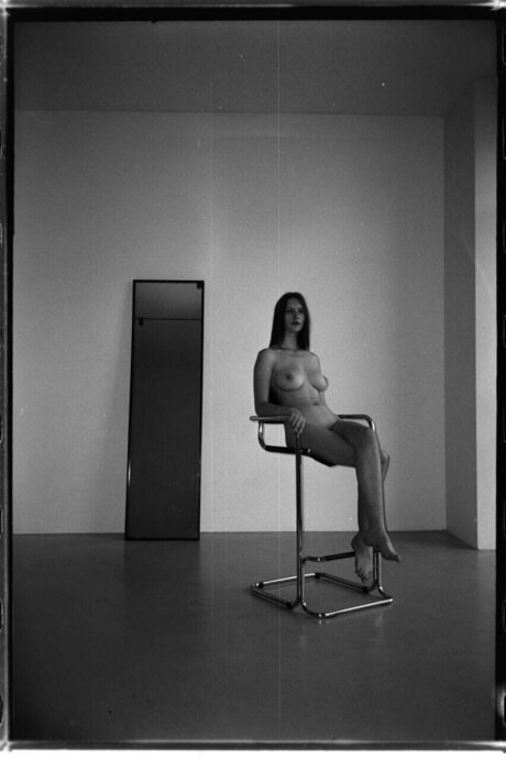 Inlikoris model exclusive img