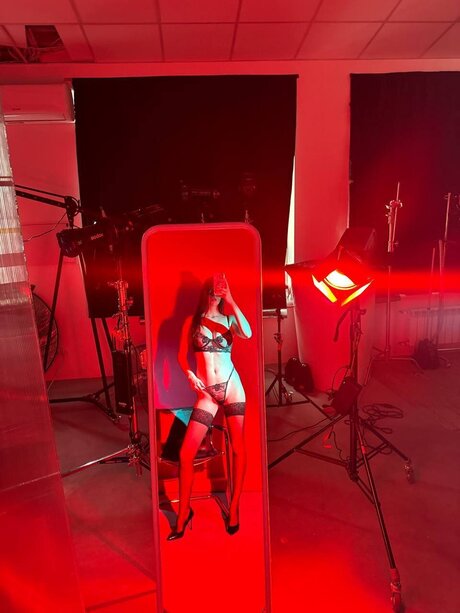 Inlikoris sex model img