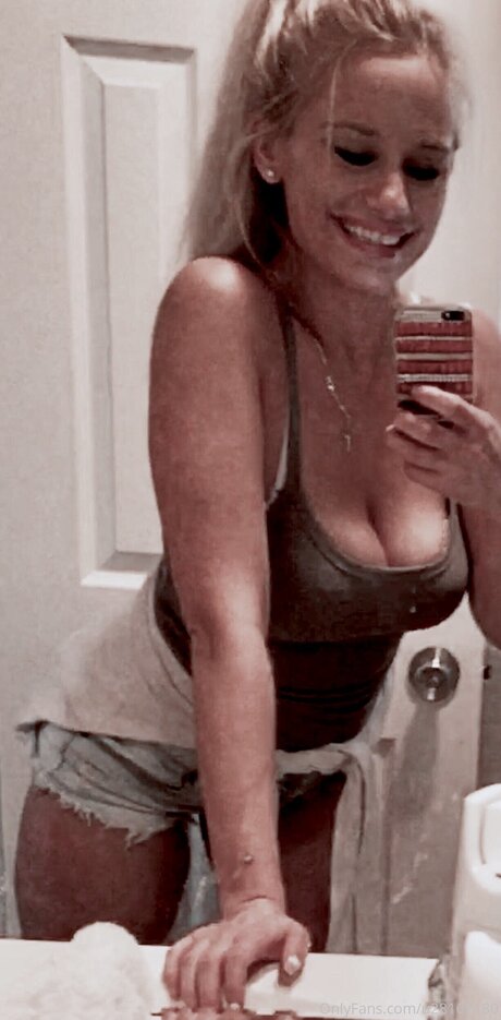 U28167180 xxx pornstar images