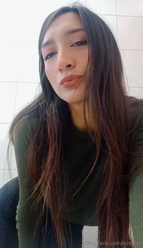 Soelovv nude actress galleries