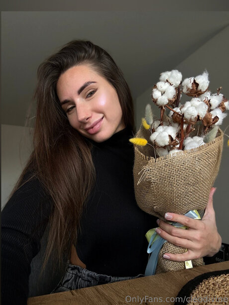 Cleodivine pornstar art pictures