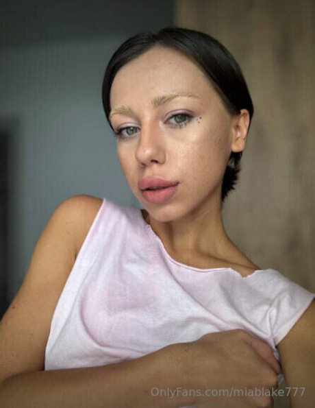 Ana Ji sexy star galleries