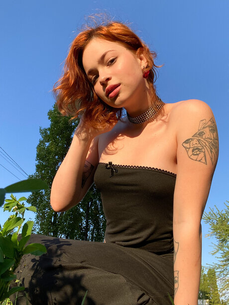 Pineappleri pornstar naked img