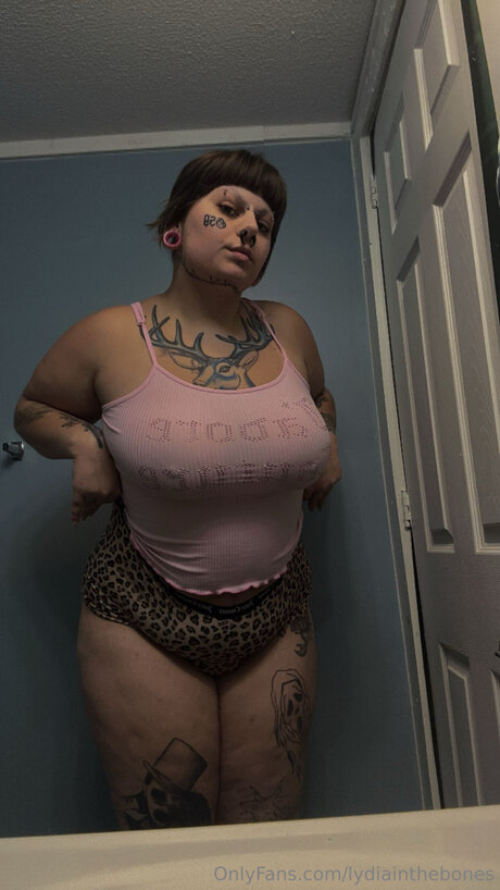 Lydiainthebones pornstar top gallery