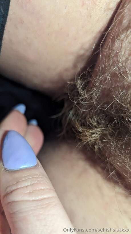 Selfishslutxxx model adult photo