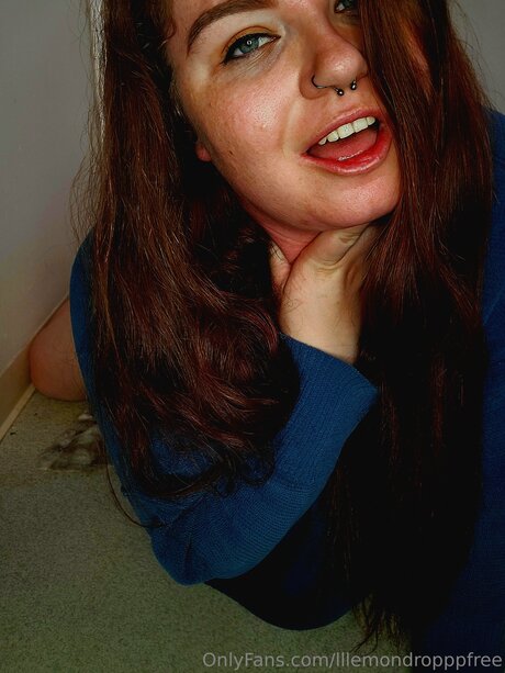 Lllemondropppfree naked model photos