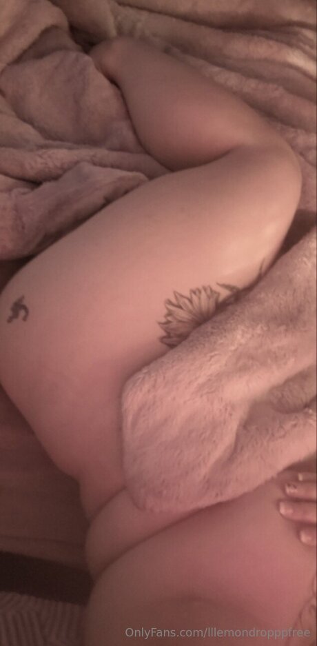 Lllemondropppfree pornstar nude img