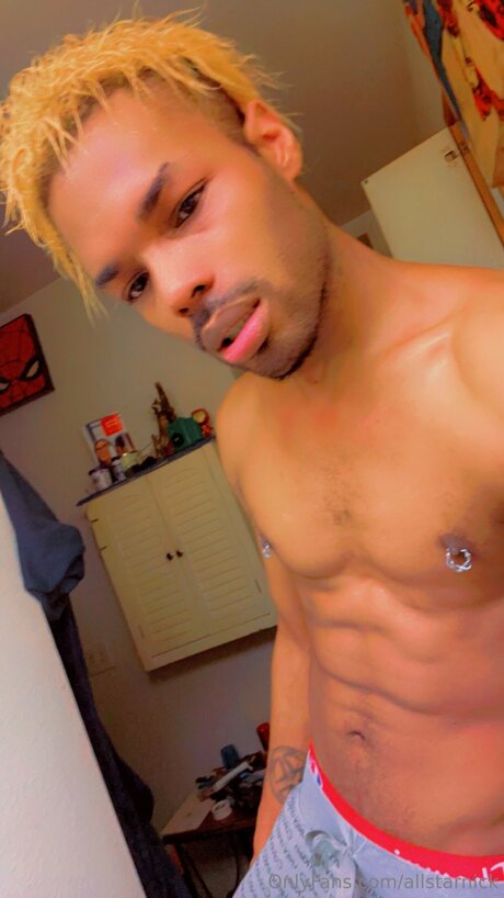 Allstarnick model erotic pic