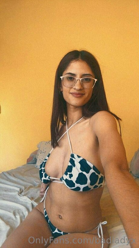 Badladyx nice model pic