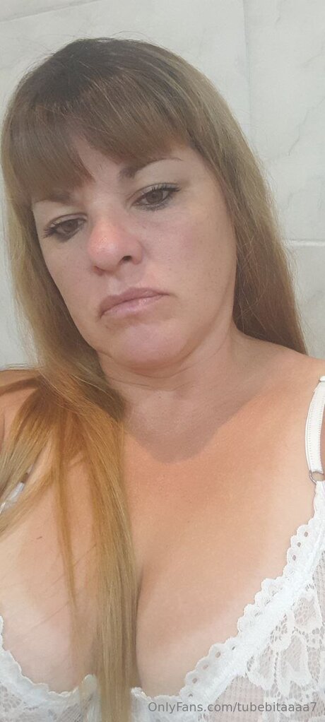 Tubebitaaaa7 star sexy pics