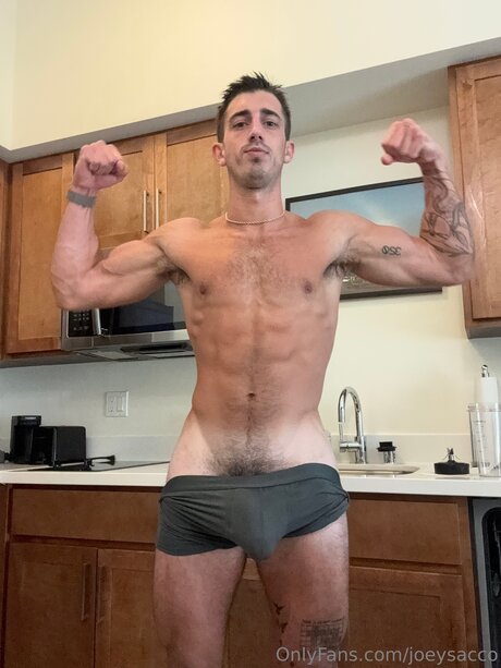 Joeysacco pretty star pic