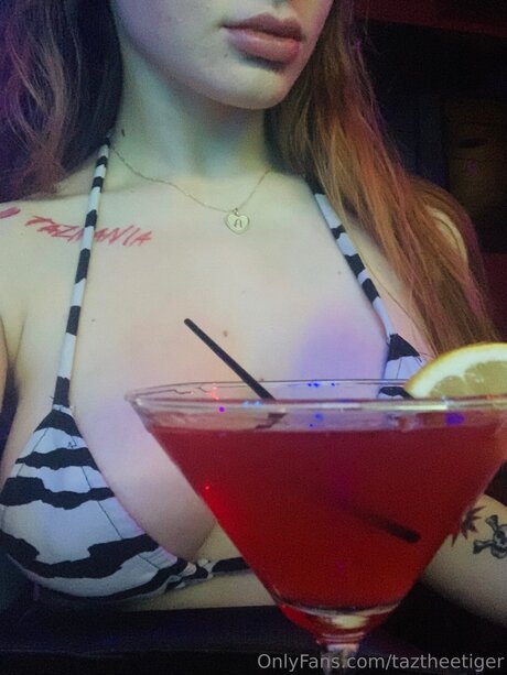 Taztheetiger star best pics