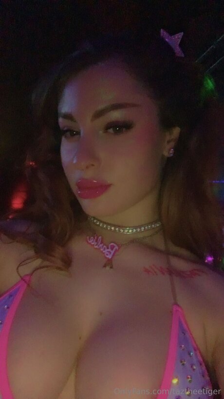 Taztheetiger model sex pic