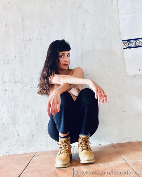 Lauradance free star pic