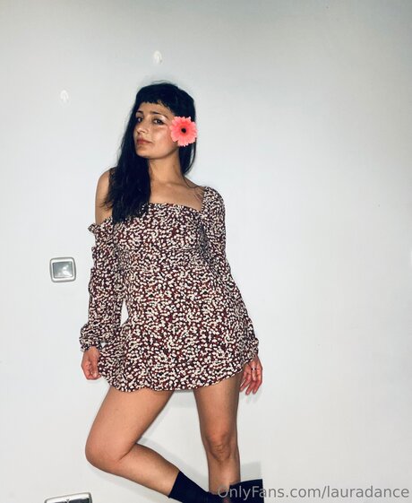 Lauradance star art pics