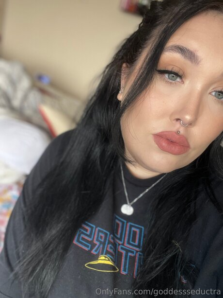 Goddessseductra erotic model picture