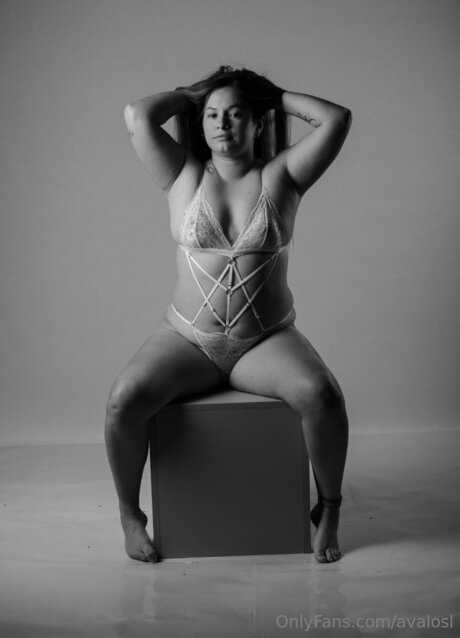 Avalosl pornstar exclusive pics