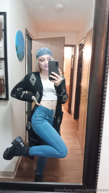 O Phel Ia Baby star exclusive pics