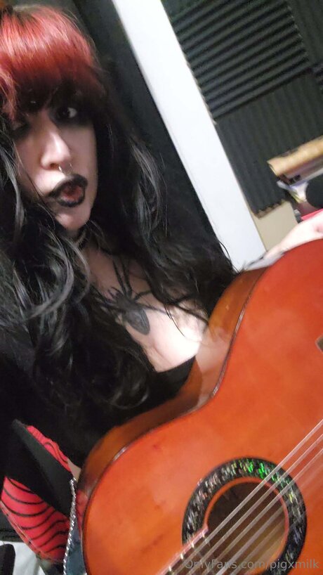 Pigxmilk erotic actress images