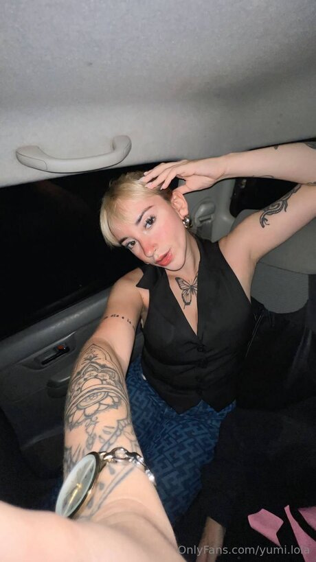 Yumi Lola pornstar adult picture